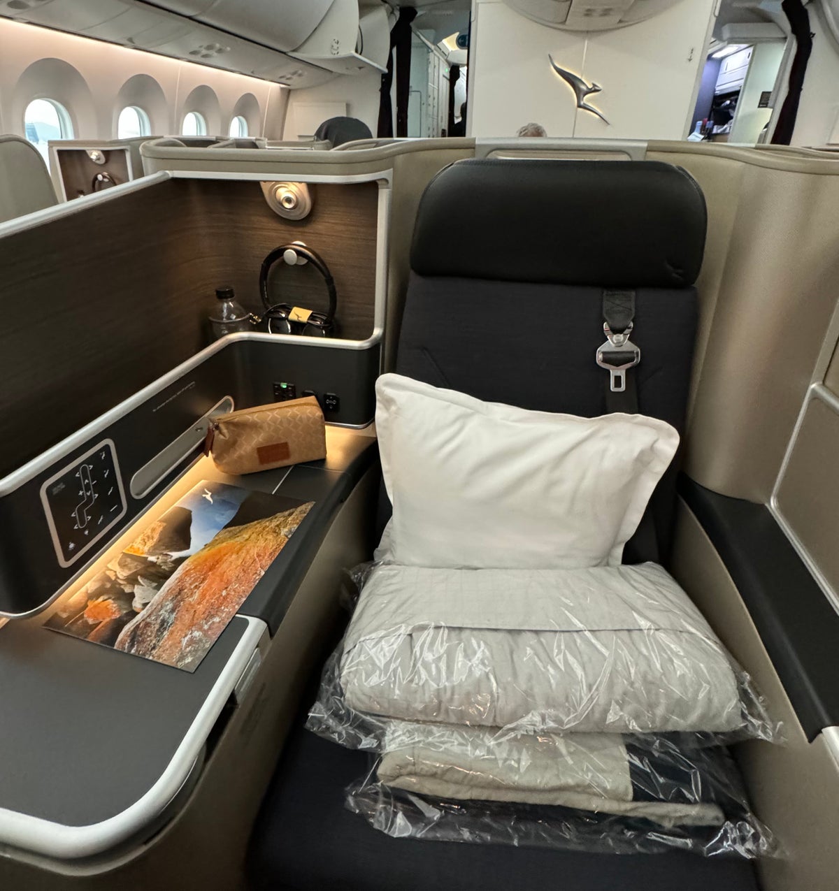 Qantas 787 Dreamline Business Class