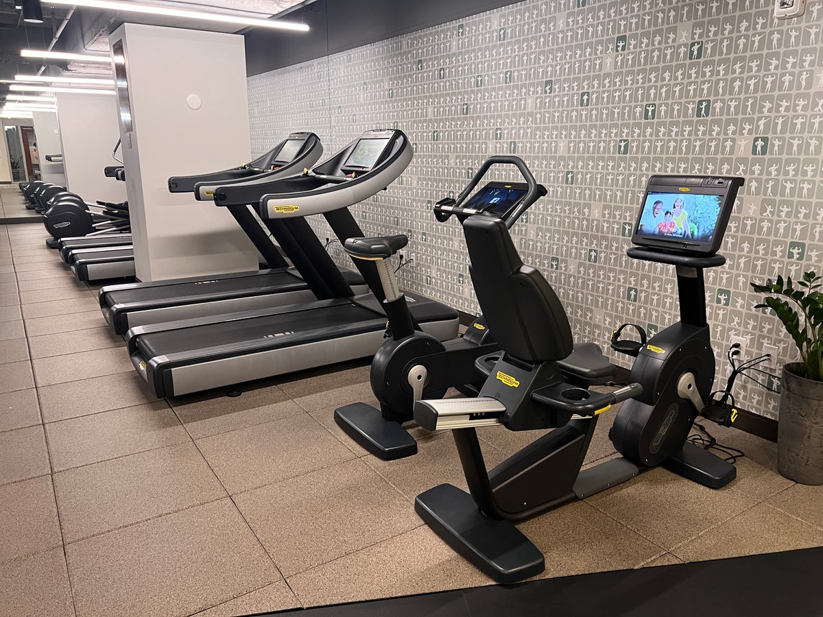 Rand Tower Hotel Minneapolis fitness center cardio