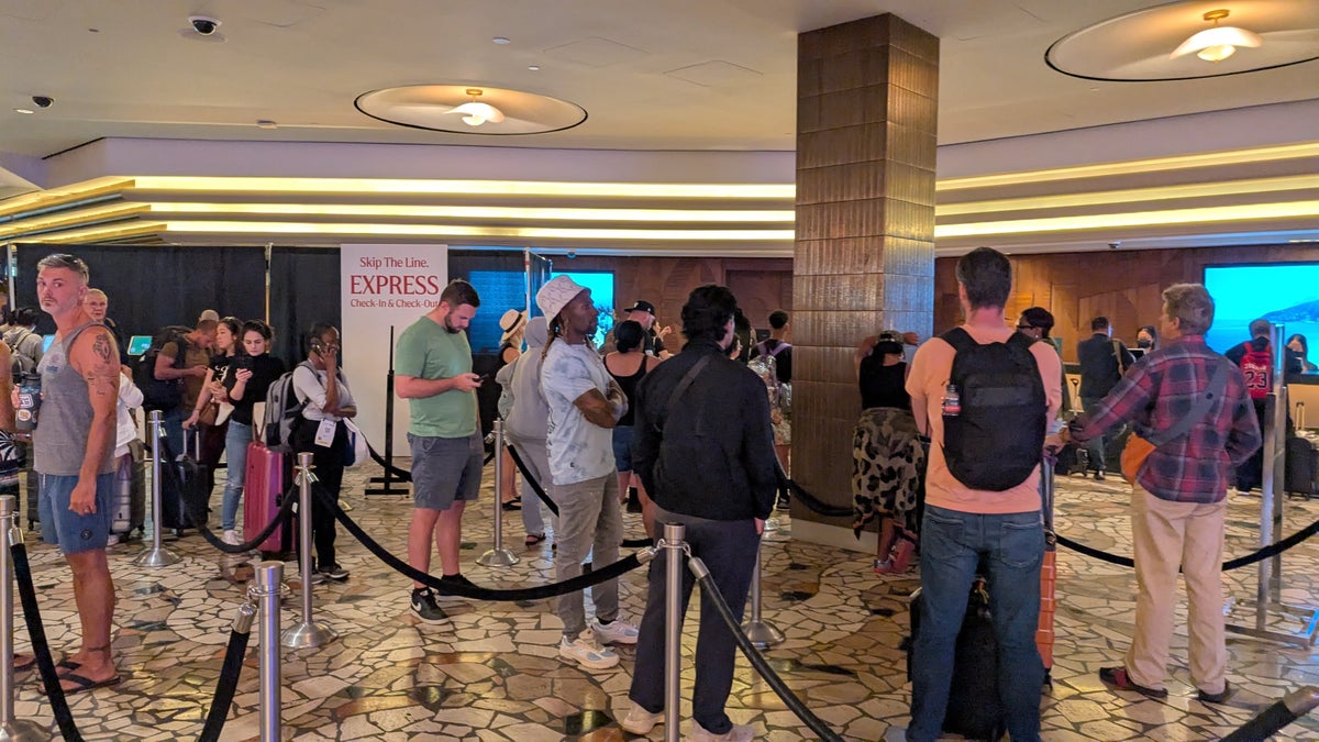 Rio Hotel Casino check in line