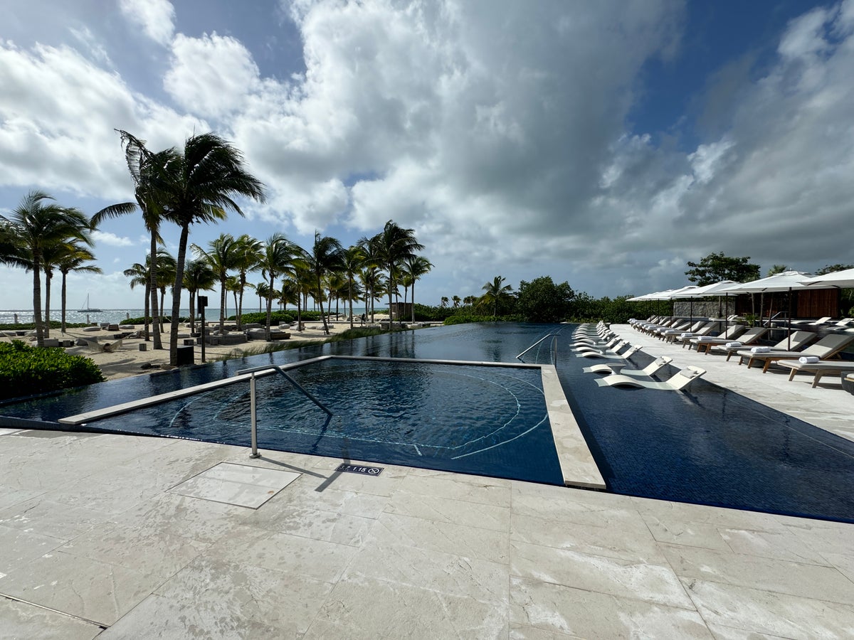 St. Regis Kanai Family Pool and Jacuzzi