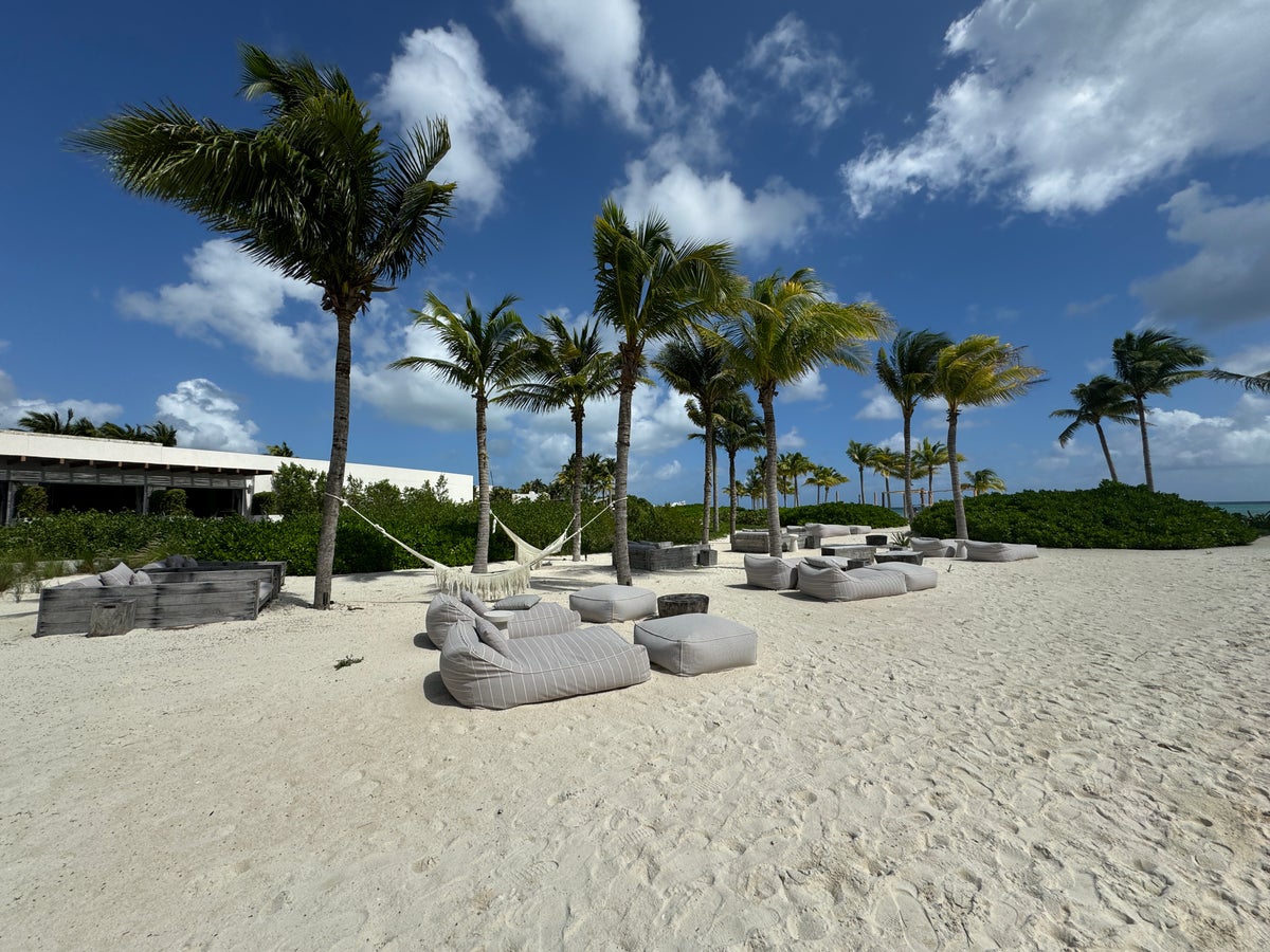 St. Regis Kanai beach sand area seating