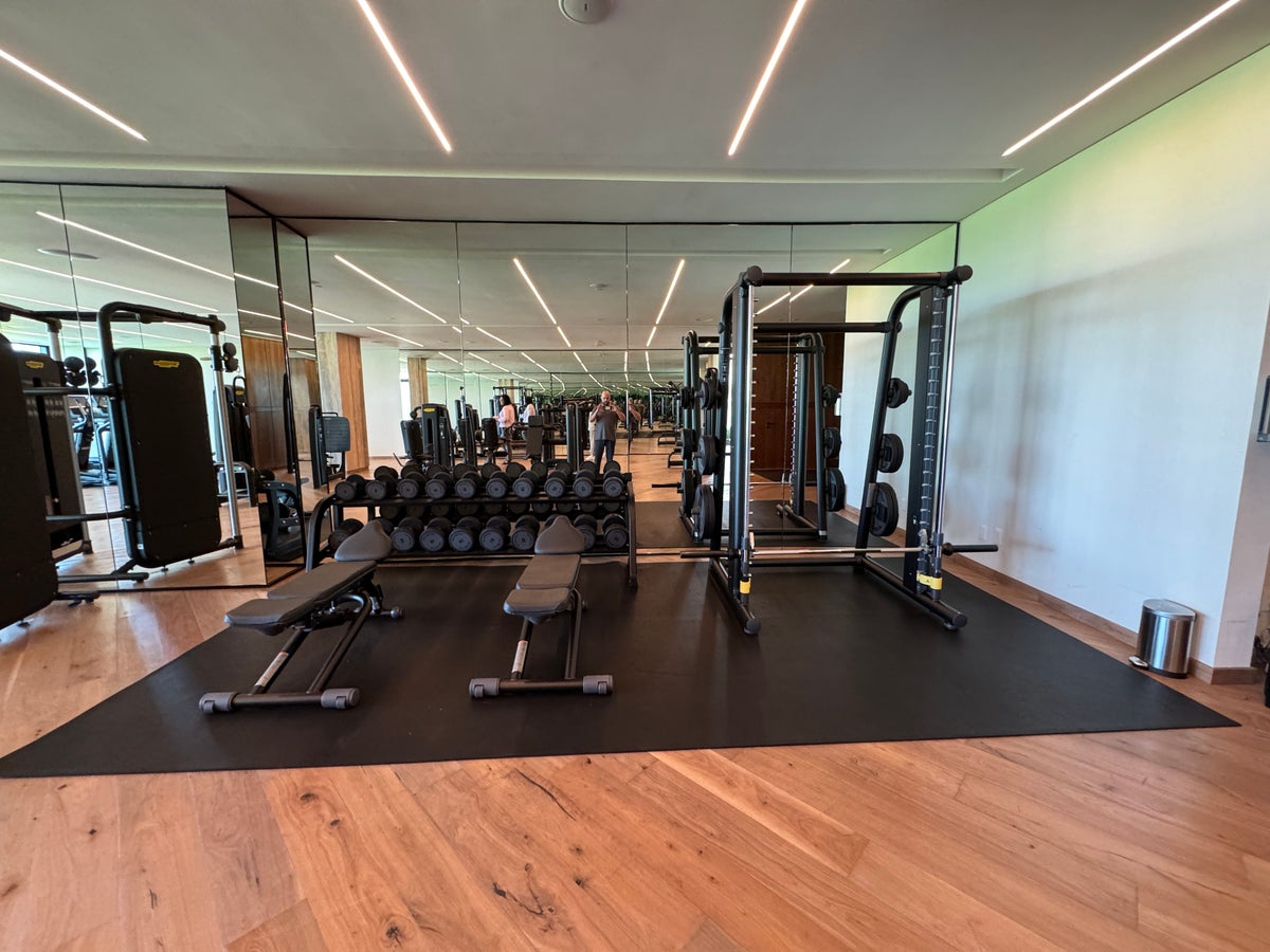 St. Regis Kanai fitness center free weights