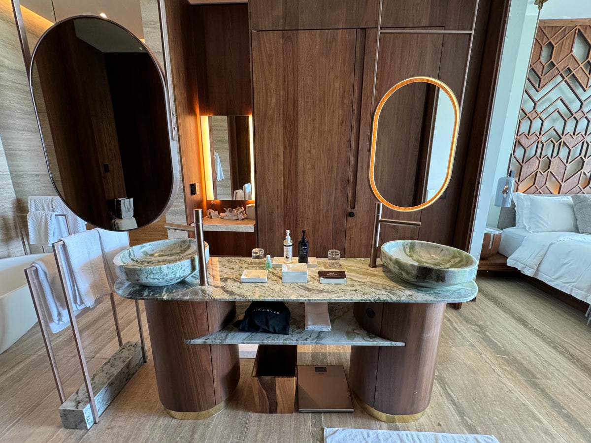 St. Regis Kanai vanity