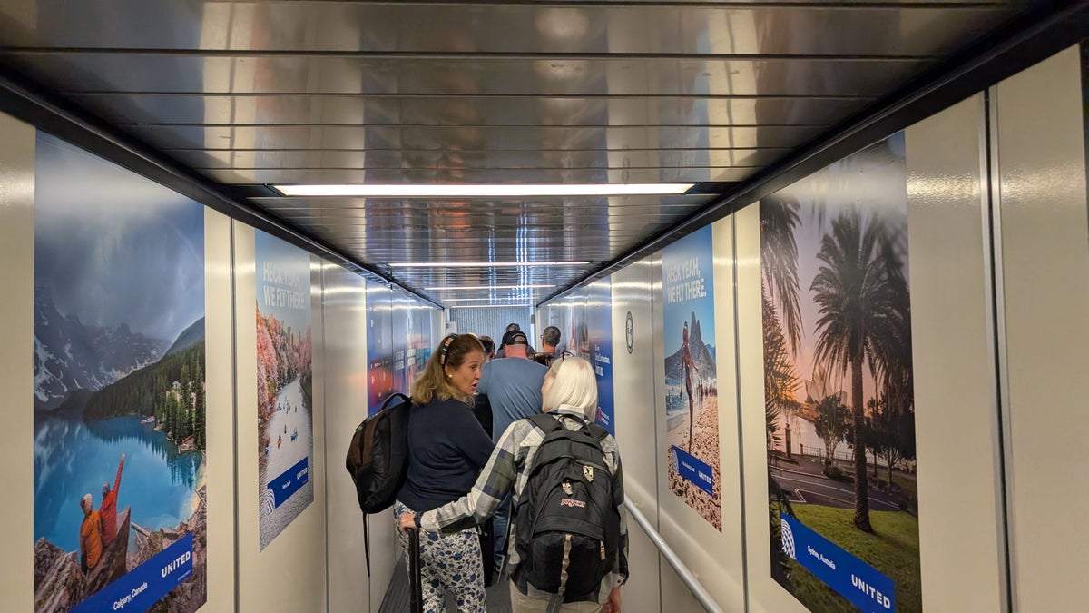 United IAH to MCO jetway