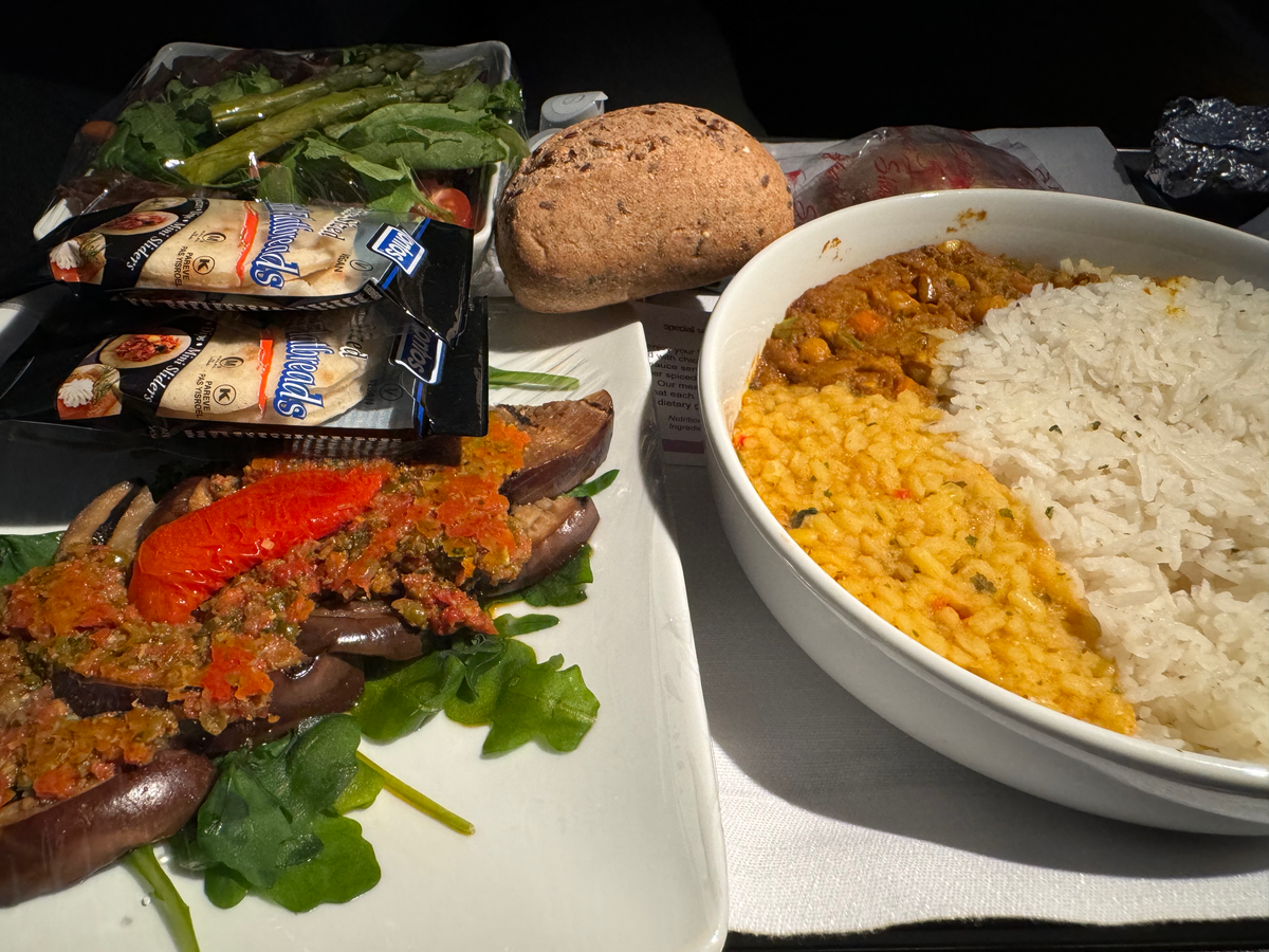 American Airlines B777 30 Business class dinner