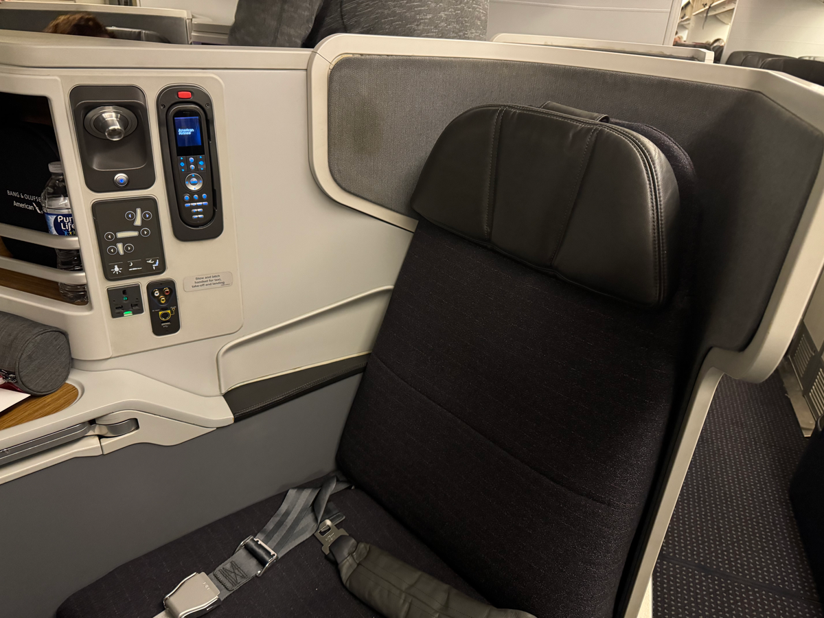 American Airlines B777 30 Business class headrest