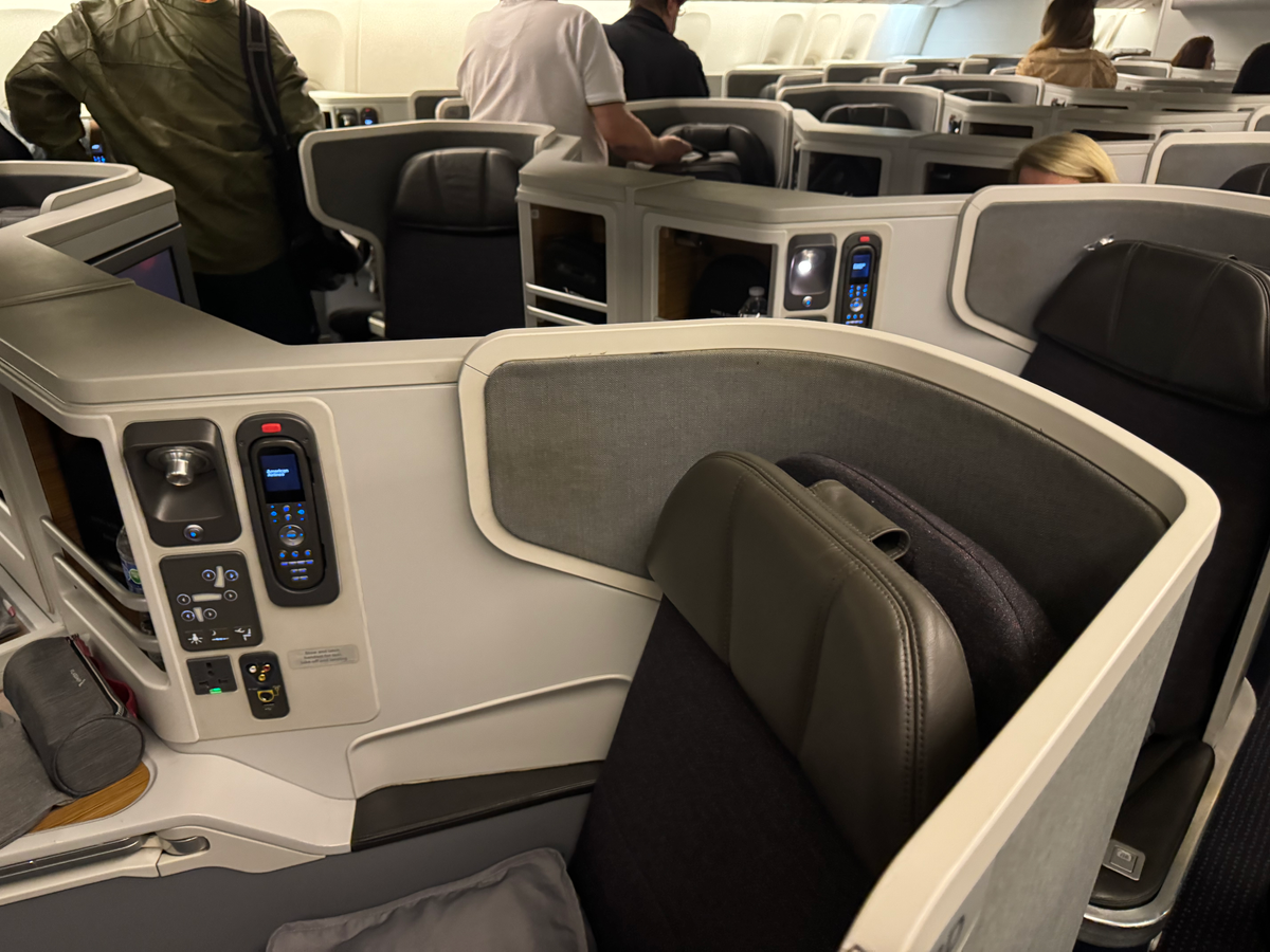 American Airlines B777 30 Business seats top view