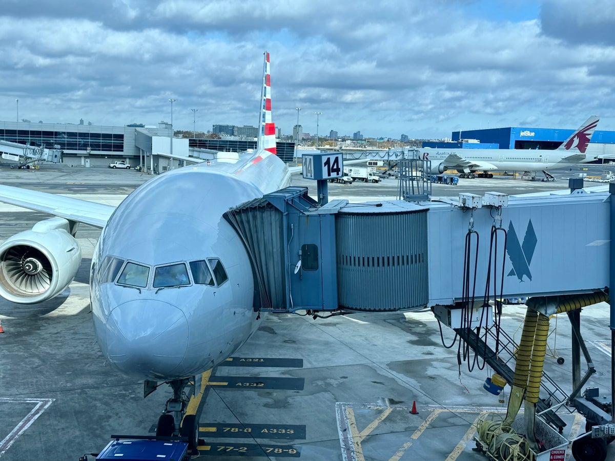 American Airlines Boeing 777 at JFK