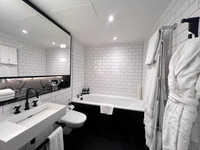 Andaz London guest room bathroom Andaz London guest room bathroom