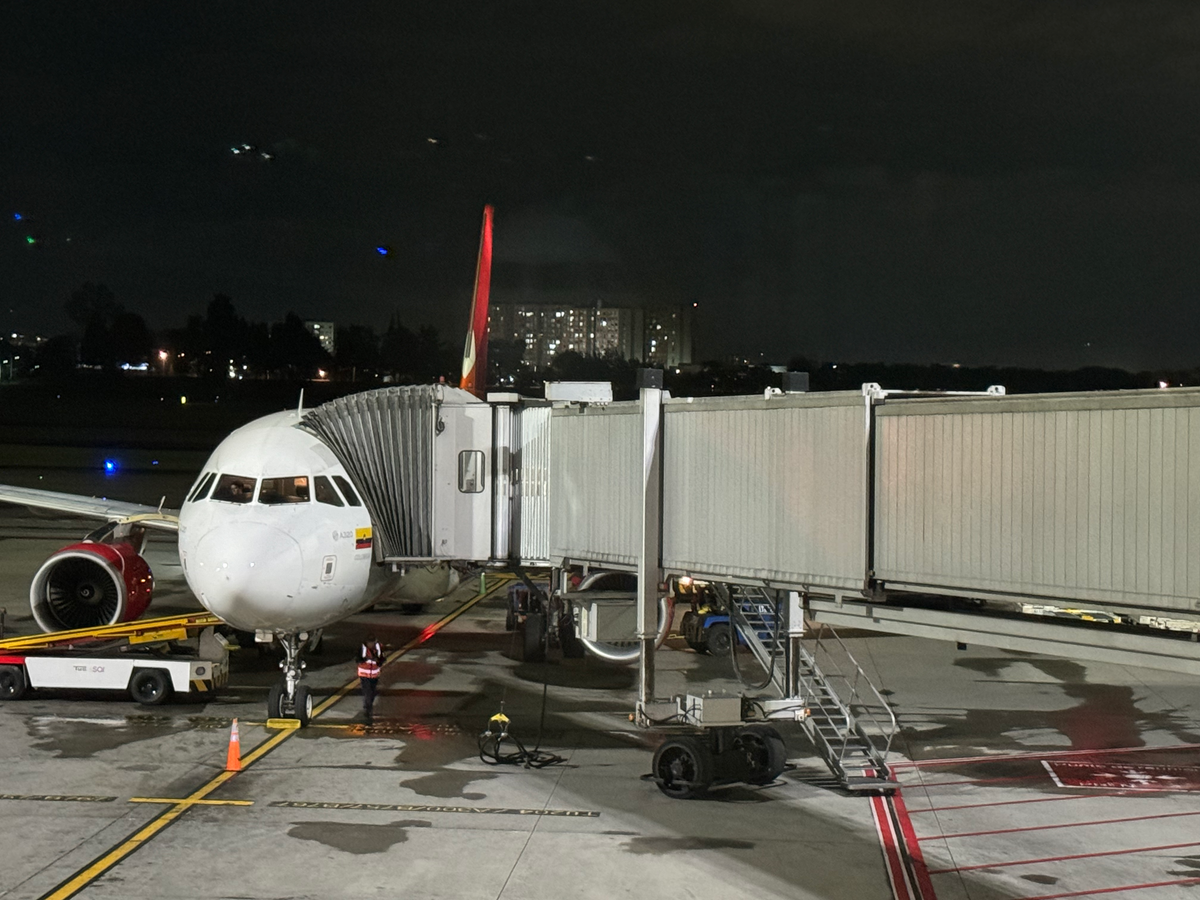 Avianca A320 plane at BOG