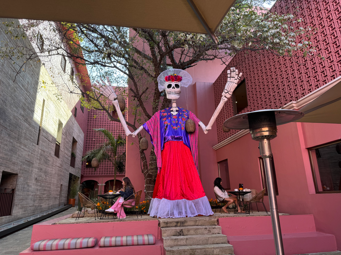 City Centro by Marriott Oaxaca courtyard catrina City Centro by Marriott Oaxaca courtyard catrina
