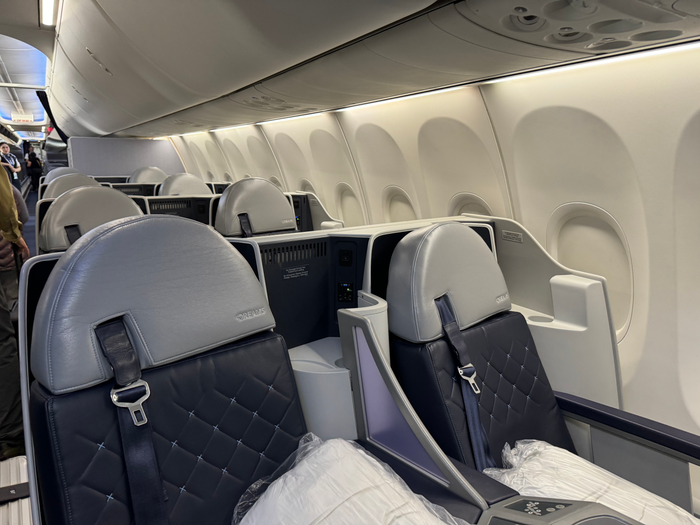 Copa Airline B737 MAX business class seats Copa Airline B737 MAX business class seats