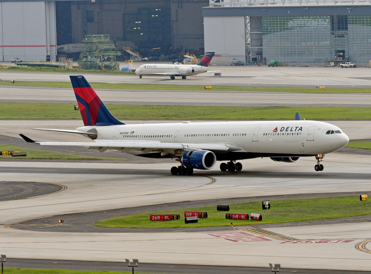 Delta’s Rewards for Top Spenders, Brazilian Bankruptcy, and Other Airline News This Week