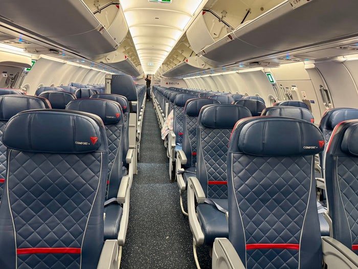 Delta Air Lines Comfort Plus Delta Air Lines Comfort Plus