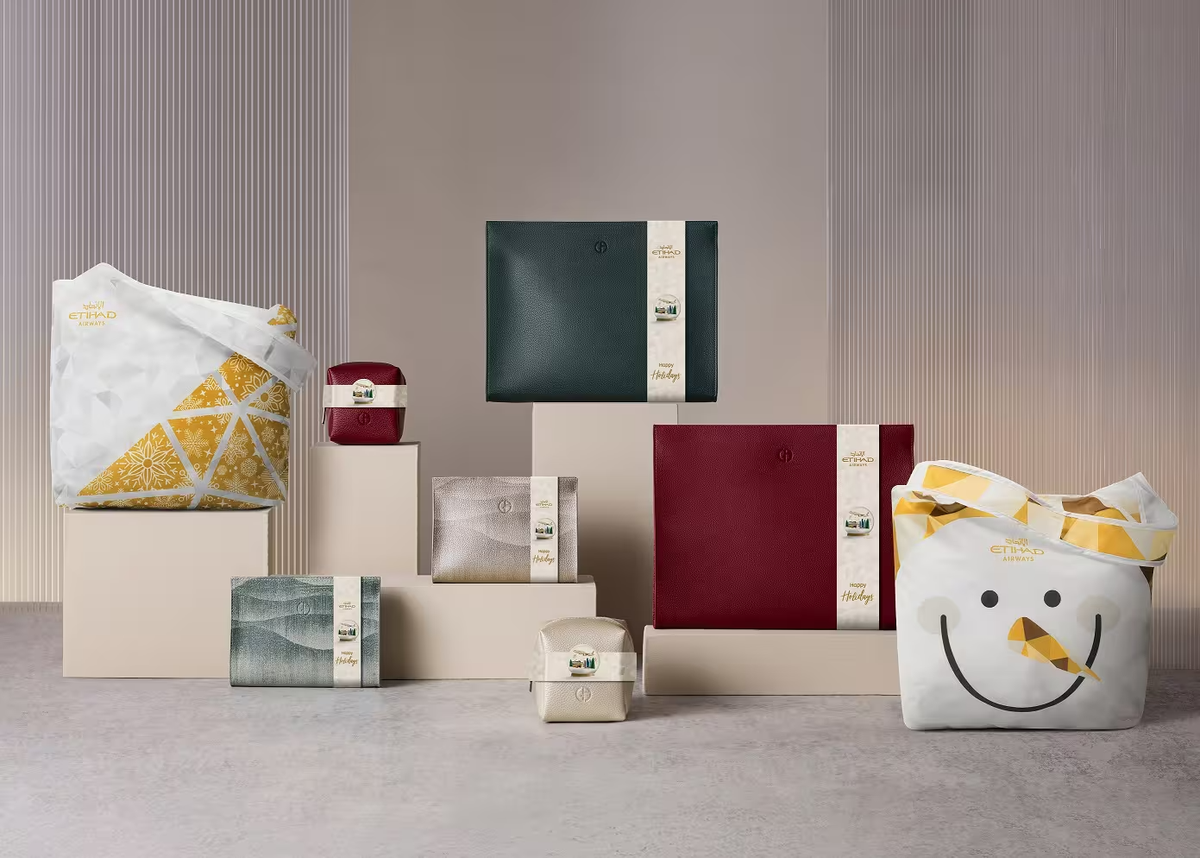 Etihad 2024 holiday amenity kits