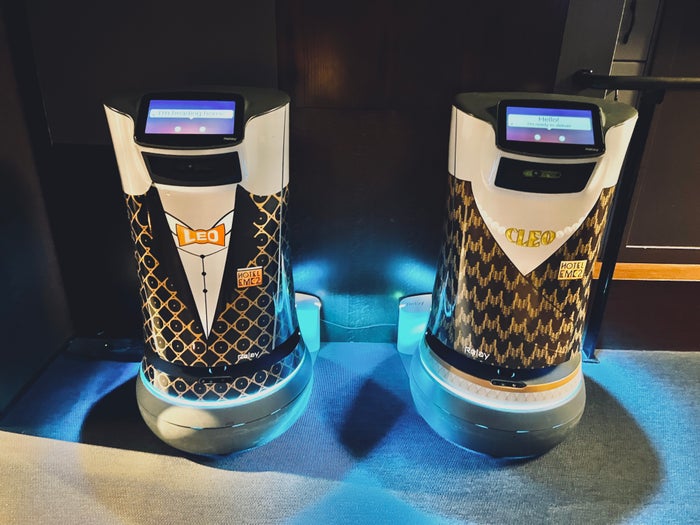 Hotel EMC2 Autograph Collection hotel robots Hotel EMC2 Autograph Collection hotel robots