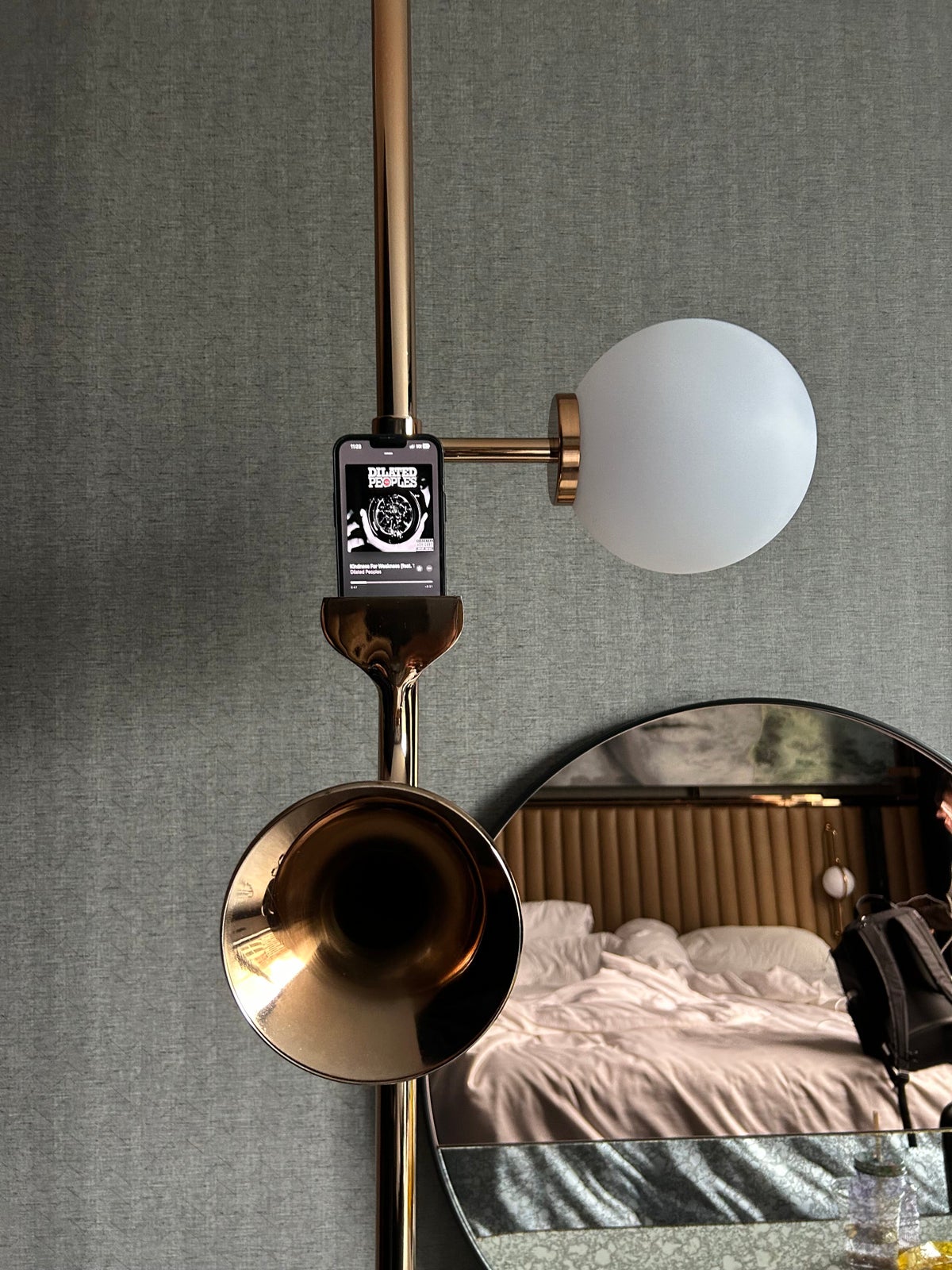 Hotel EMC2 brass horn