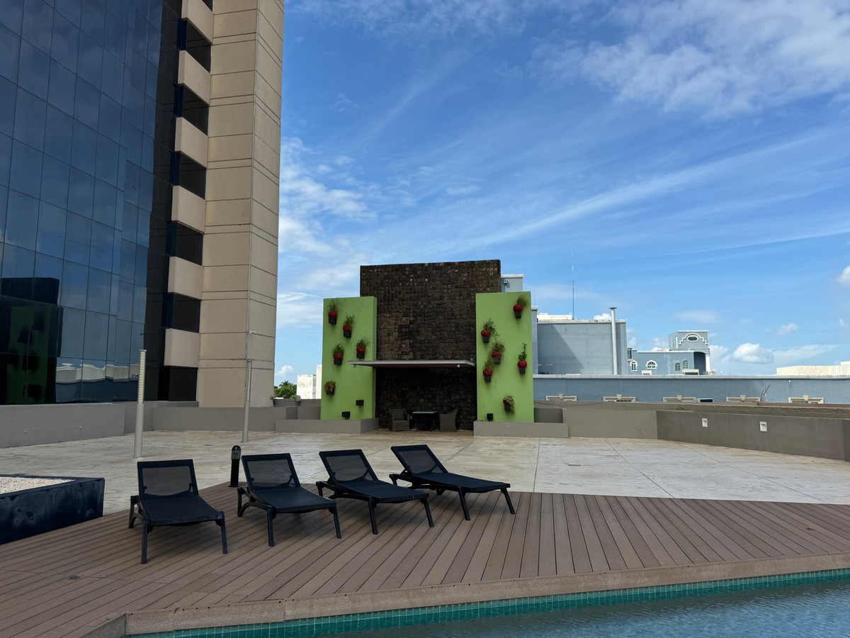 Hyatt Regency Merida pool deck