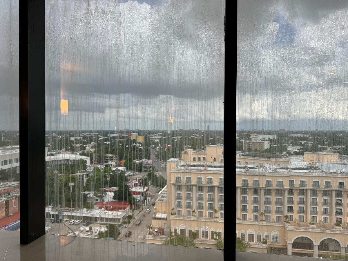 Hyatt Regency Merida windows near elevators