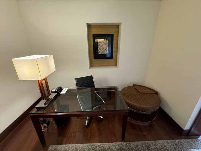 JW Marriott Bogota Jr Suite desk JW Marriott Bogota Jr Suite desk