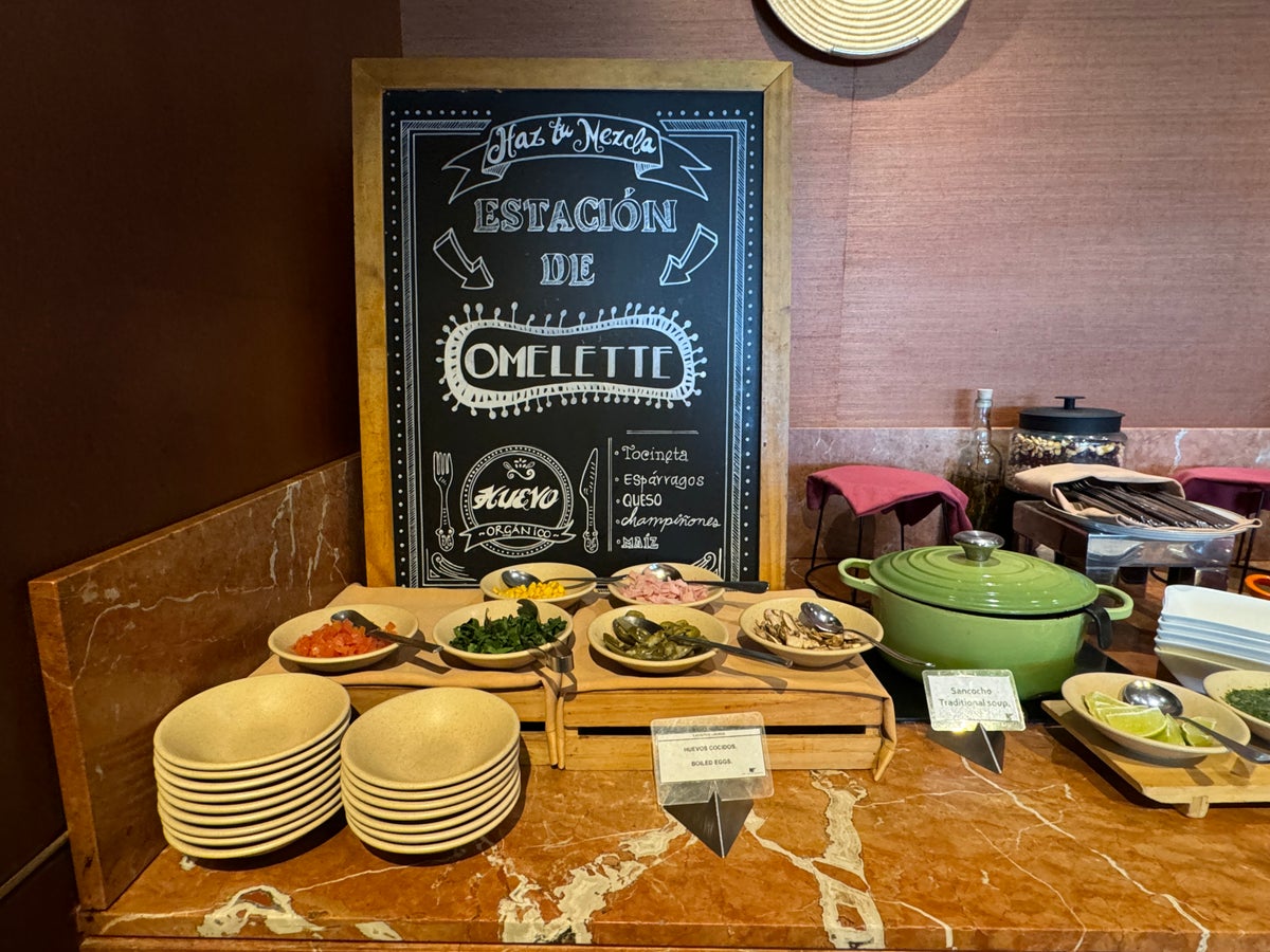 JW Marriott Bogota executive lounge omelette station 