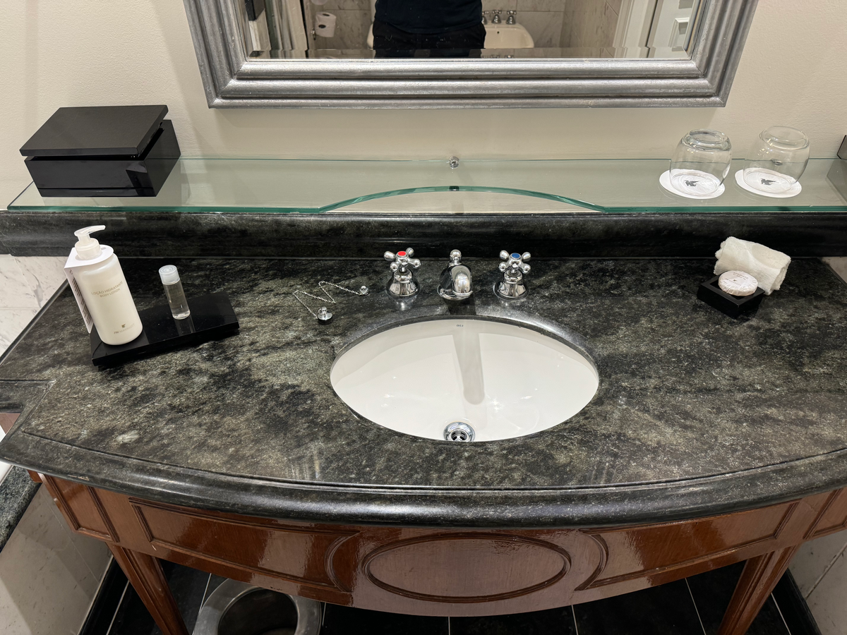 JW Marriott Hotel Rio de Janeiro bathroom sink