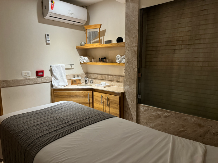 JW Marriott Hotel Rio de Janeiro spa massage room JW Marriott Hotel Rio de Janeiro spa massage room