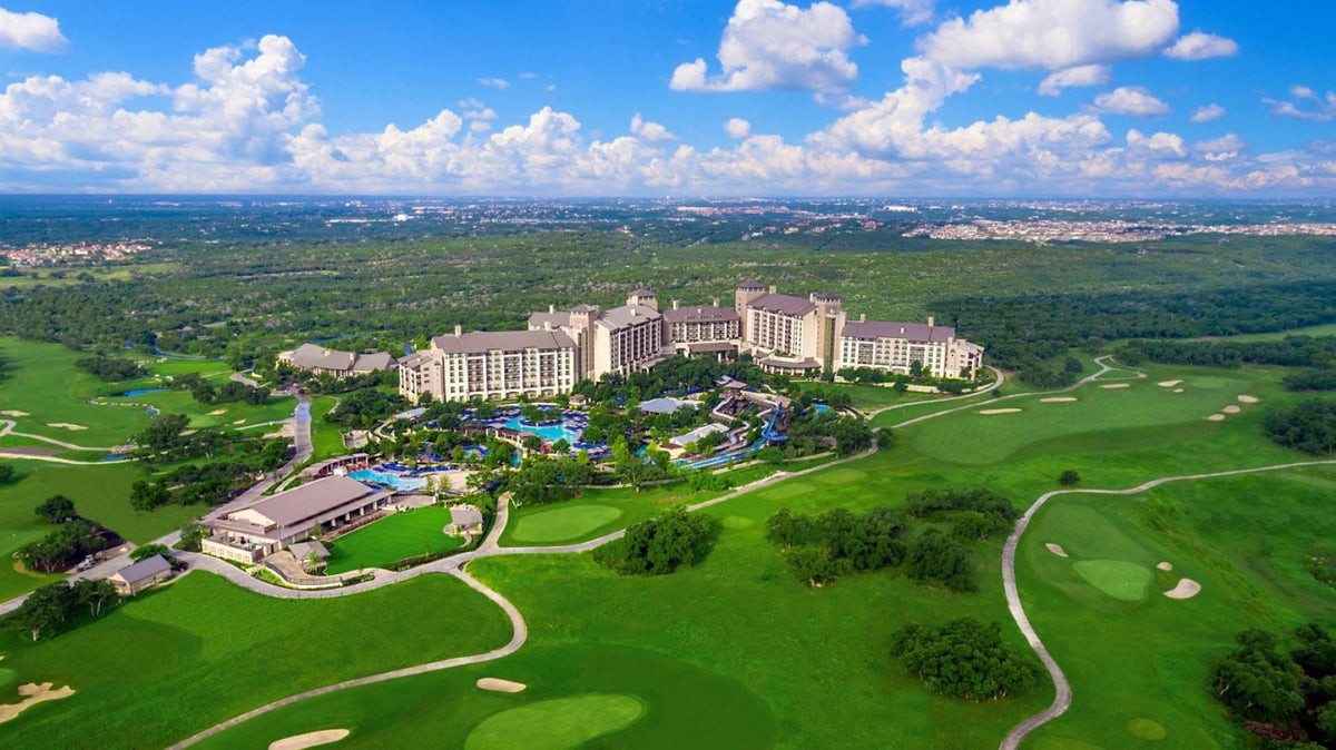 Stay and Play at These Championship Golf Resorts — How To Book