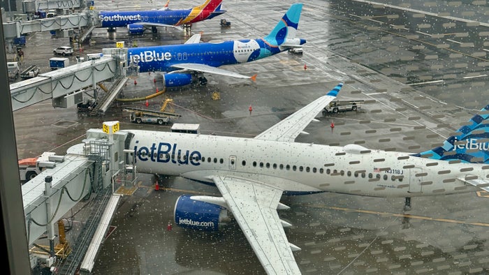 [Expired] Earn JetBlue Tiles Toward Mosaic Status With Sustainable Air Fuel Contributions