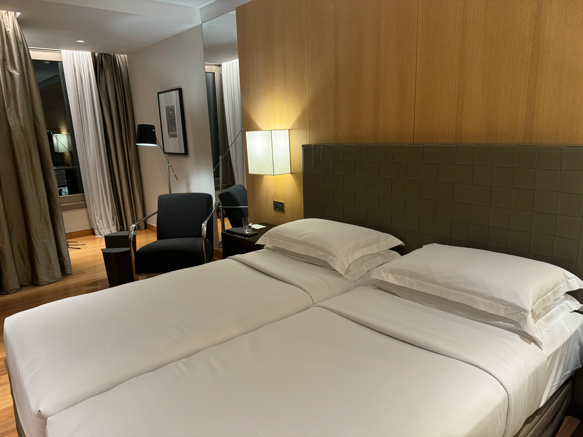 New World of Hyatt Business Card Offer [60,000 Points and 1 Free Night Award]