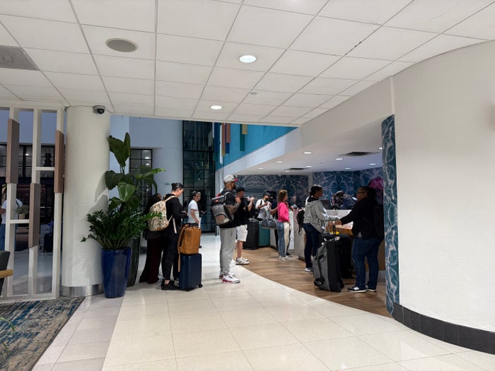 Sheraton MIA Long Line Sheraton MIA Long Line