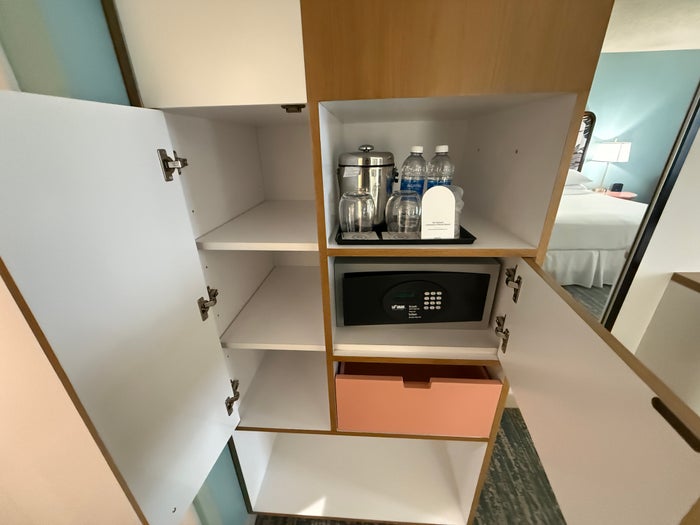 Sheraton MIA Room Pantry Sheraton MIA Room Pantry