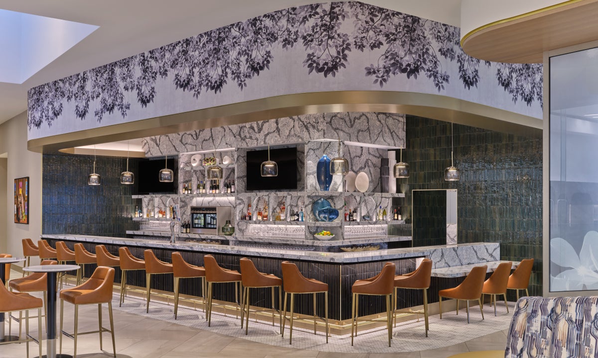 Delta Opens First Sky Club Lounge in Charlotte [14,000+ Square Feet!]