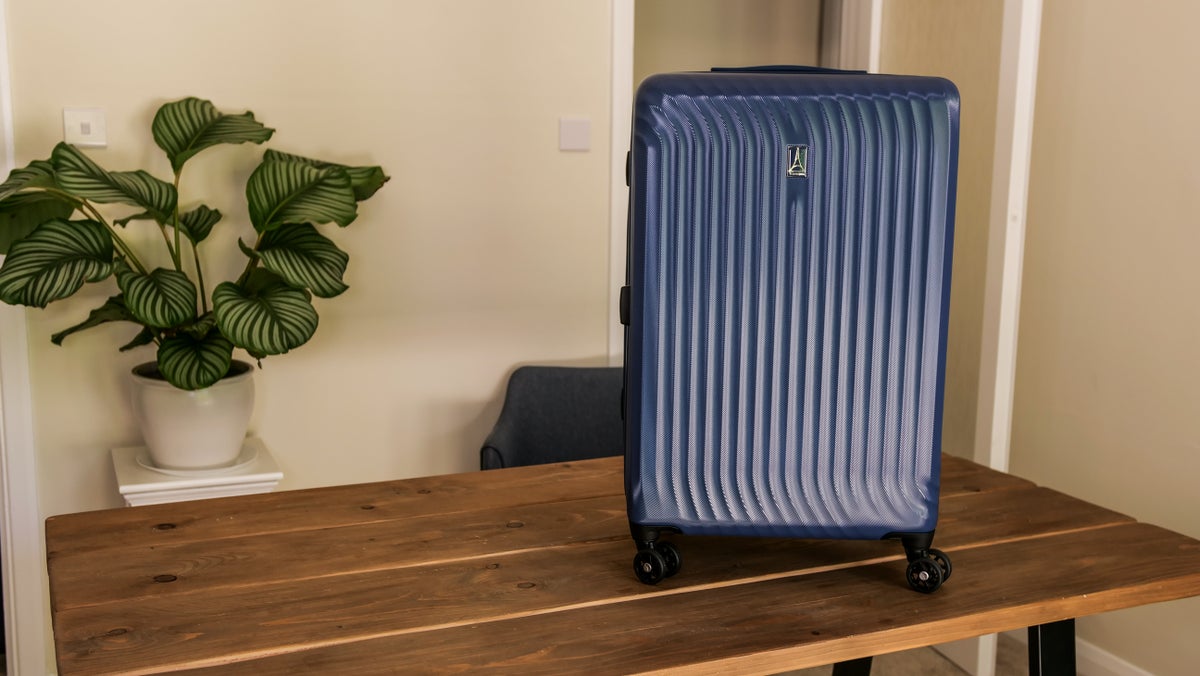 Travelpro Maxlite Air Hardside Luggage Review — Is It Worth It? [Video]