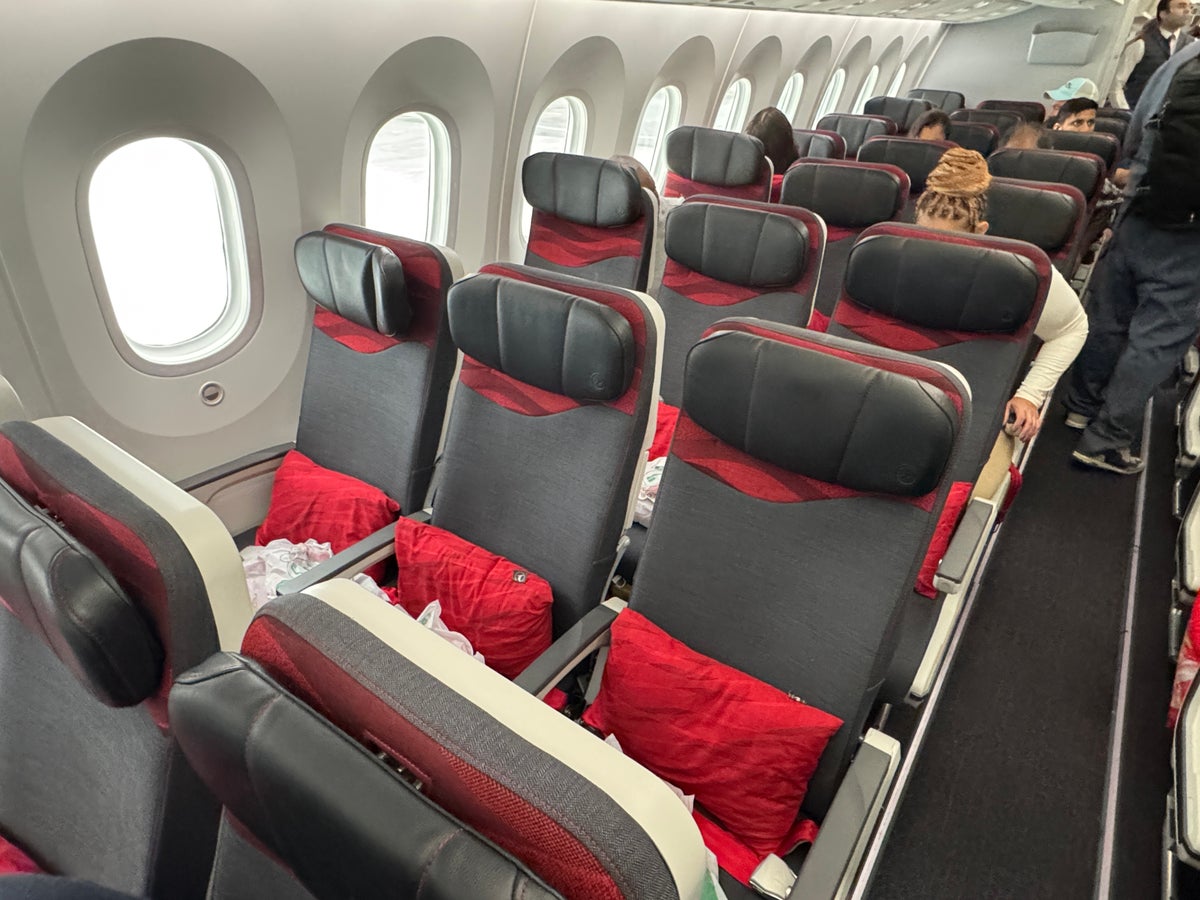 Turkish Airlines IST ATL 787 9 economy empty seats