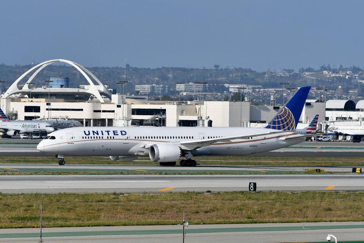 New Offers To Buy a Higher Status Tier With United Airlines