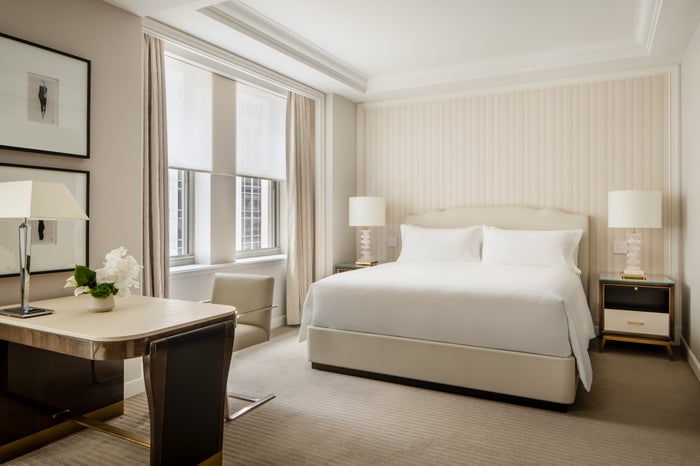 Waldorf Astoria New York Park Avenue Junior Suite Bed Credit Waldorf Astoria New York Waldorf Astoria New York Park Avenue Junior Suite Bed Credit Waldorf Astoria New York