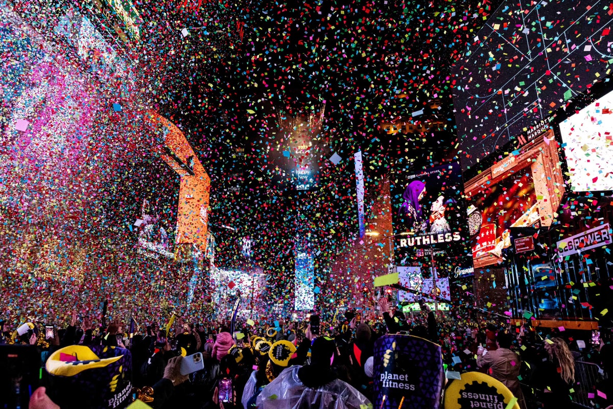 times square confetti