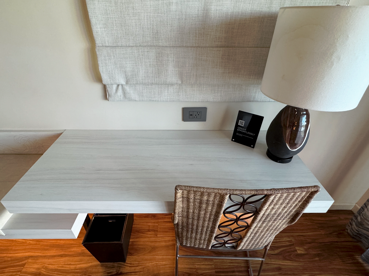 AC Hotel by Marriott Maui Wailea King Ocean View Suite bedroom desk