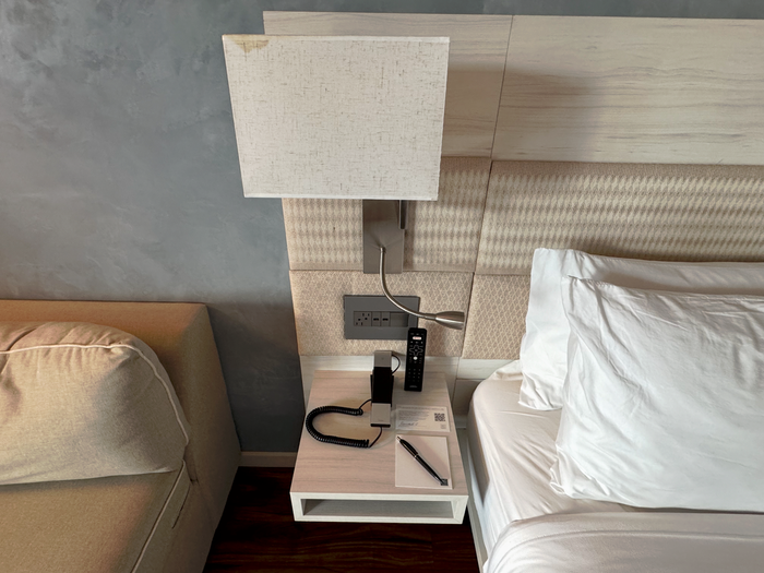 AC Hotel by Marriott Maui Wailea King Ocean View Suite bedroom nightstand lamp