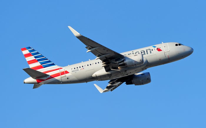 [Expired] New AA Promotions: Earn 5,000 Loyalty Points and a Flagship Lounge Pass