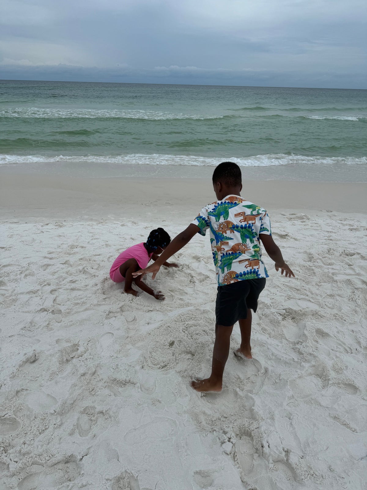 Ashley Onadele kids at Fort Walton beach.