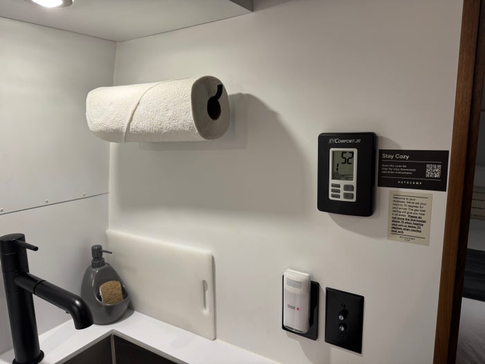 AutoCamp Zion Kitchen Paper Towels AutoCamp Zion Kitchen Paper Towels