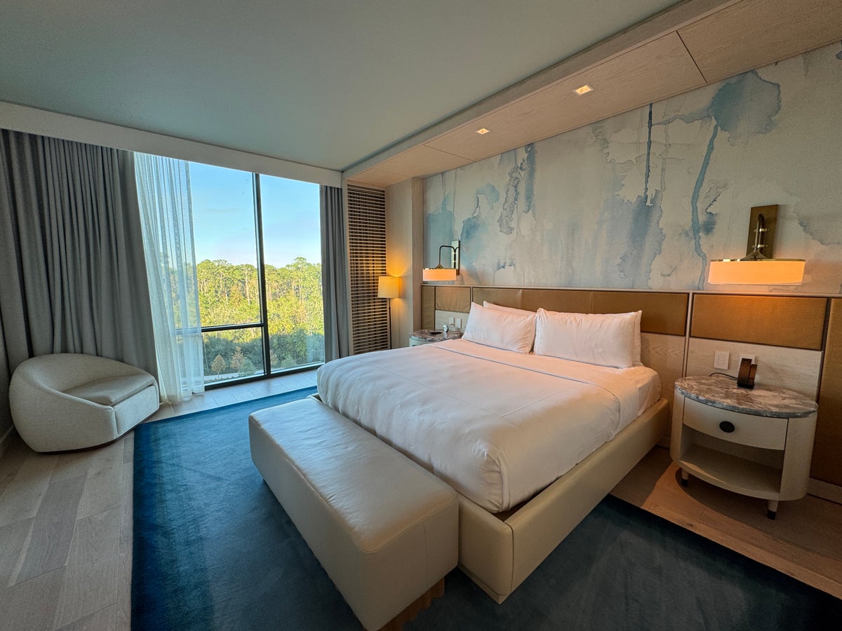 Conrad Orlando king room angle