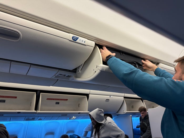 Delta Premium Select Overhead Bins Delta Premium Select Overhead Bins