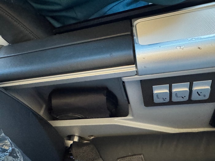Delta Premium Select Seat Storage Delta Premium Select Seat Storage