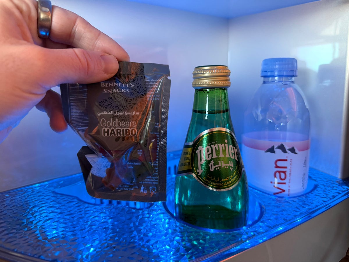 Emirates Airbus A350 business class seat mini bar