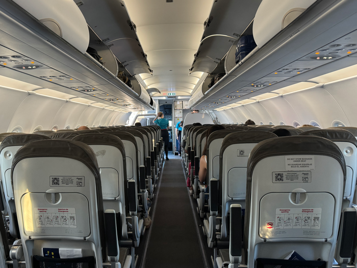 JetSmart A320 aisle JetSmart A320 aisle