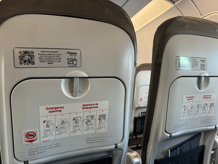 JetSmart A320 seatbacks JetSmart A320 seatbacks