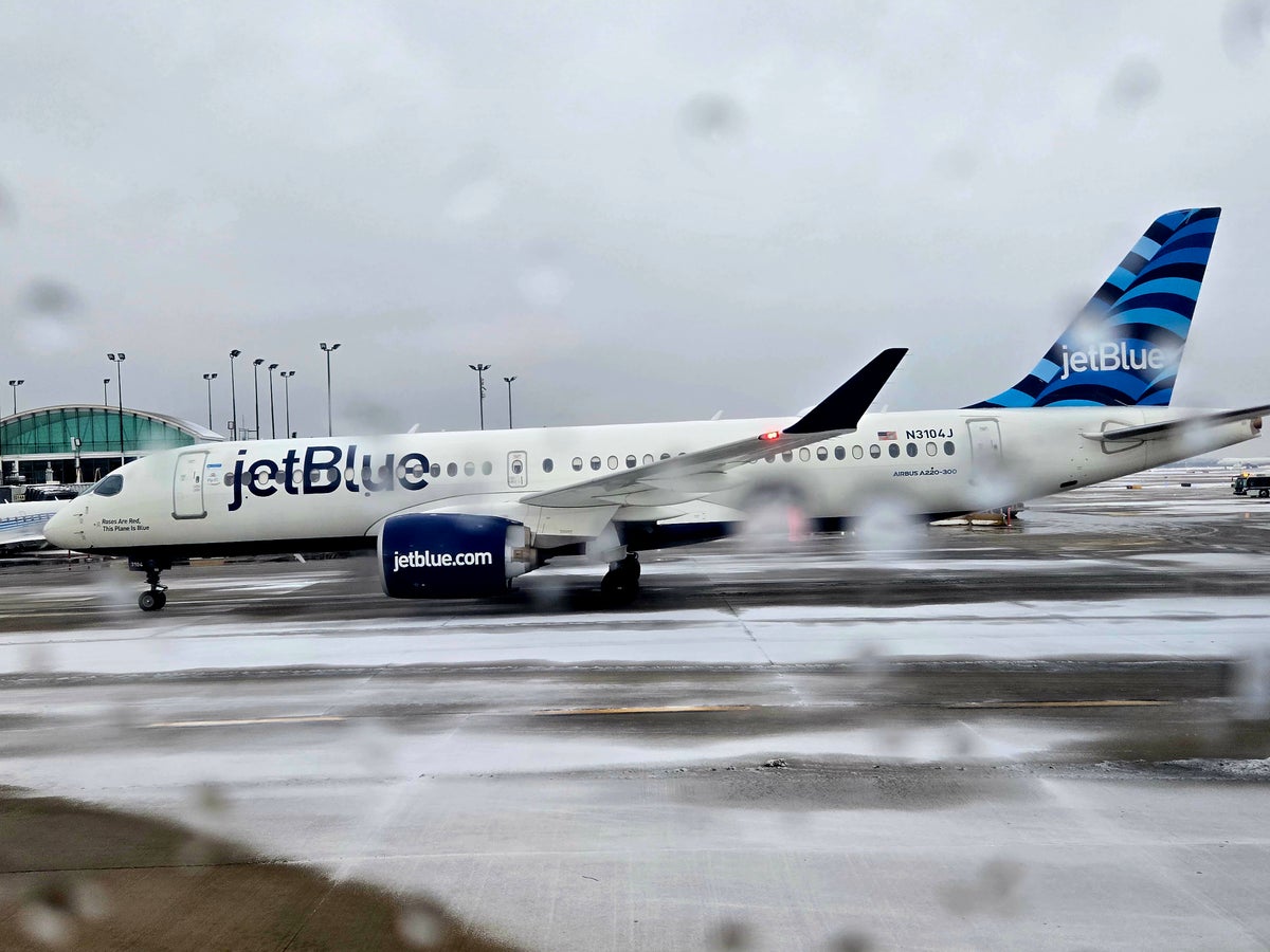 JetBlue Becomes the First Airline To Accept Venmo as Payment for Flights